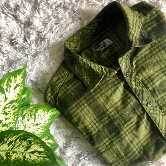 The North Face Other - THE NORTH FACE Approach Flannel Button Up Green L